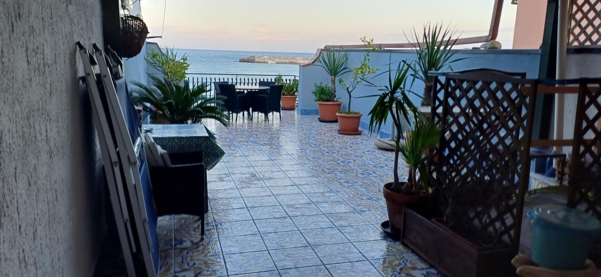 גיארדיני נאקסוס Apartments Mikros חדר תמונה