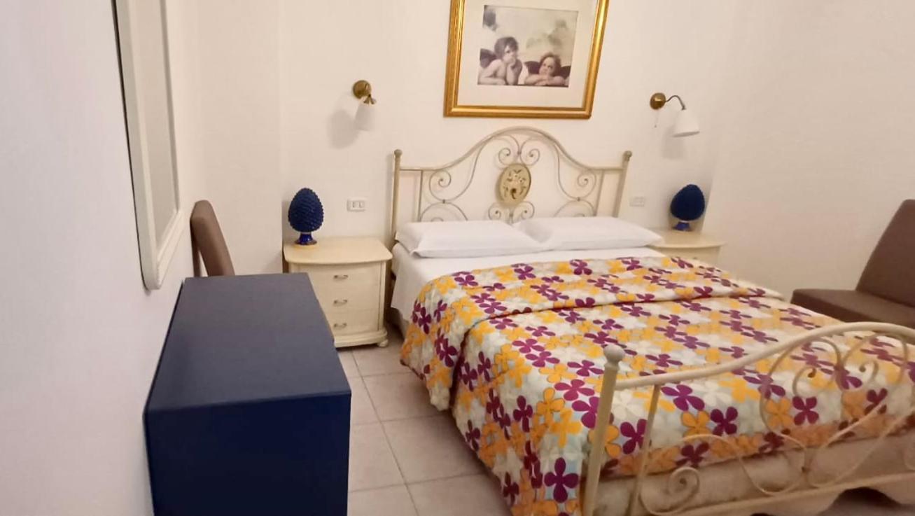 גיארדיני נאקסוס Apartments Mikros מראה חיצוני תמונה